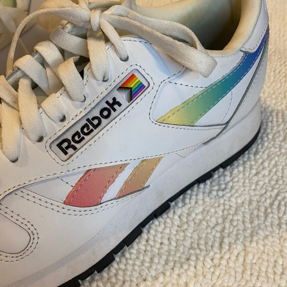 Reebok Classic Leather Pride Rainbow Sneakers Women's White Athletic Shoes 6.5 - Picture 2 of 11